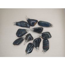 Sólyomszem medál véletlenszerűen 