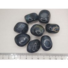 Sólyomszem marokkő véletlenszerűen 