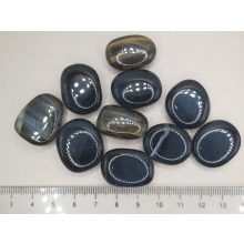 Sólyomszem marokkő lapos kicsi véletlenszerűen 