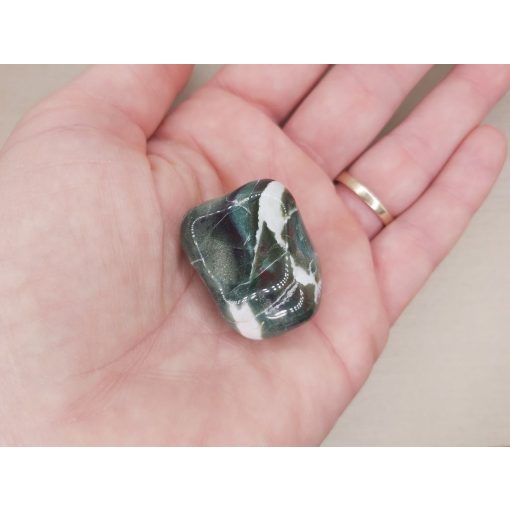 Zöld Szárdonix marokkő nagy