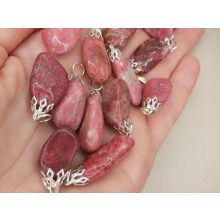 Thulit medál véletlenszerűen