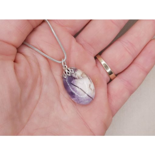 Tiffany kő medál kaboson