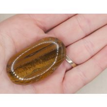 Tigrisszem marokkő nagy lapos