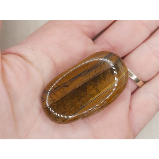 Tigrisszem marokkő nagy lapos