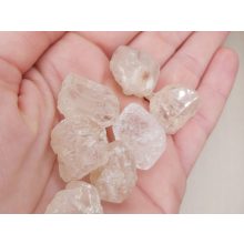 Topáz nyers kő véletlenszerűen