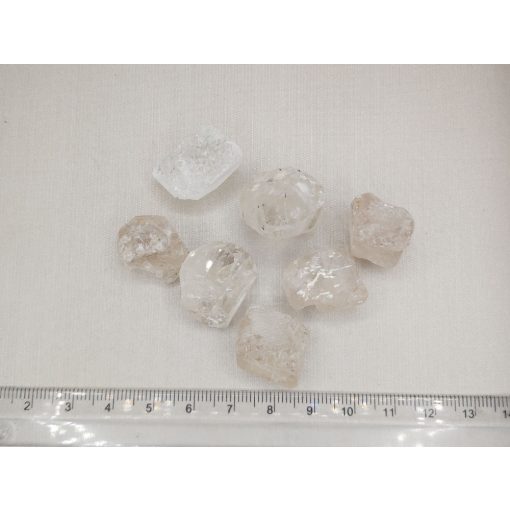 Topáz nyers kő véletlenszerűen