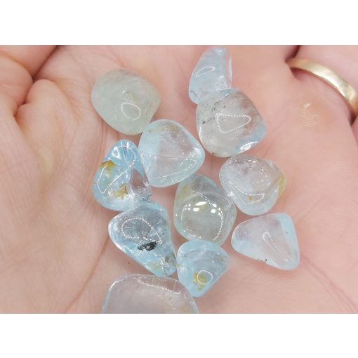 Topáz marokkő kicsi véletlenszerűen