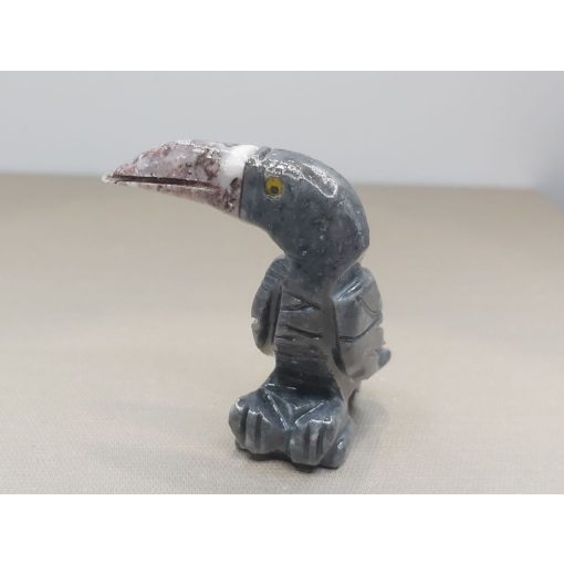 Tukán zsírkő állat