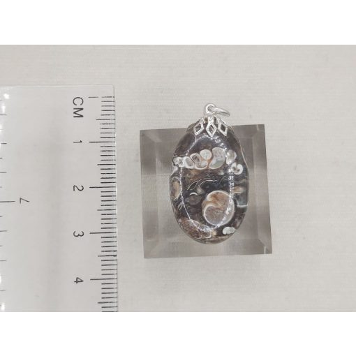 Turitella jáspis medál kaboson