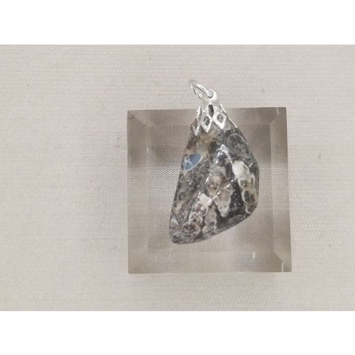 Turitella jáspis medál 