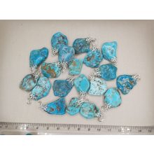 Türkiz Sleeping Beauty medál véletlenszerűen