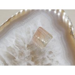 Verdelit zöld turmalin marokkő nagy