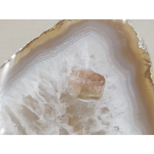 Verdelit zöld turmalin marokkő nagy