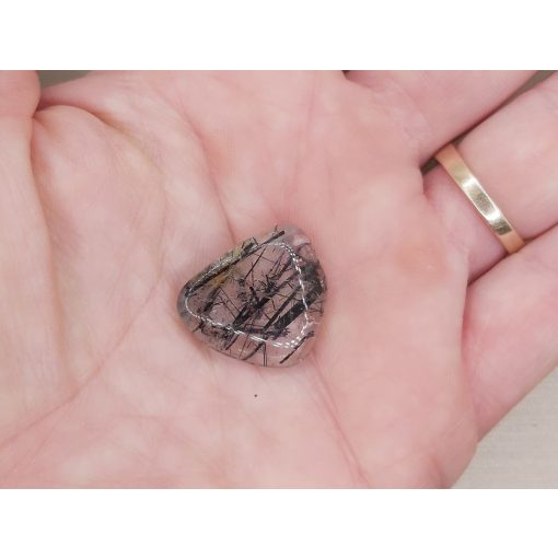 Turmalinos kvarc marokkő 