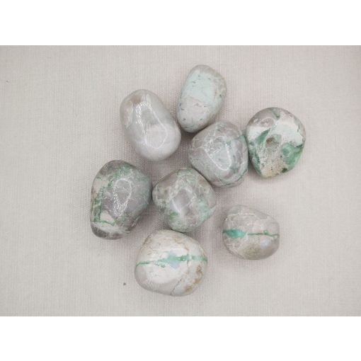 Variscit marokkő véletlenszerűen