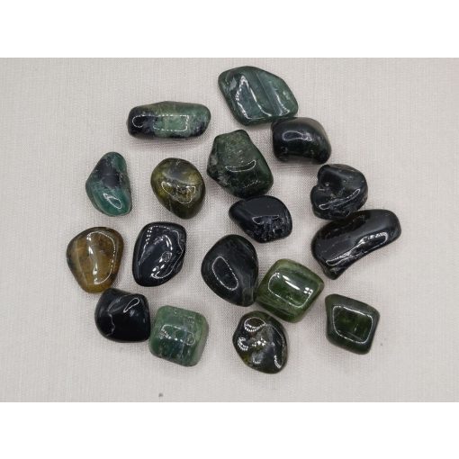 Verdelit zöld turmalin marokkő kicsi véletlenszerűen