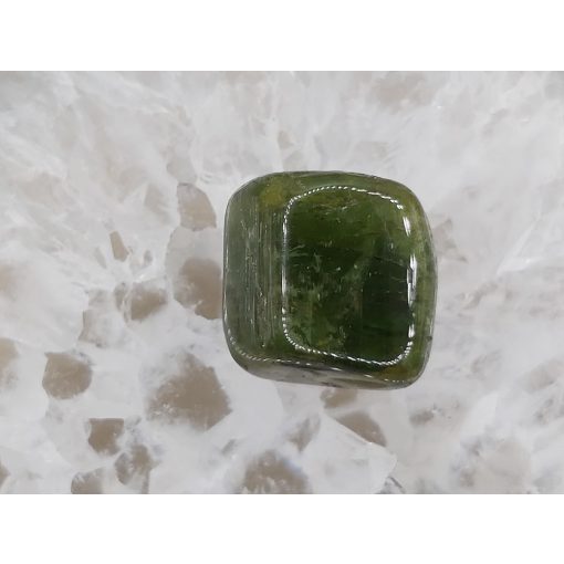 Verdelit zöld turmalin marokkő kicsi 