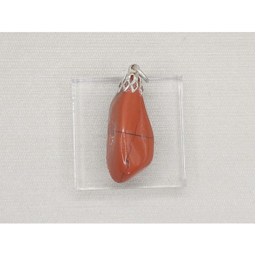 Vörös  jáspis medál