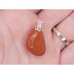 Vörös  jáspis medál